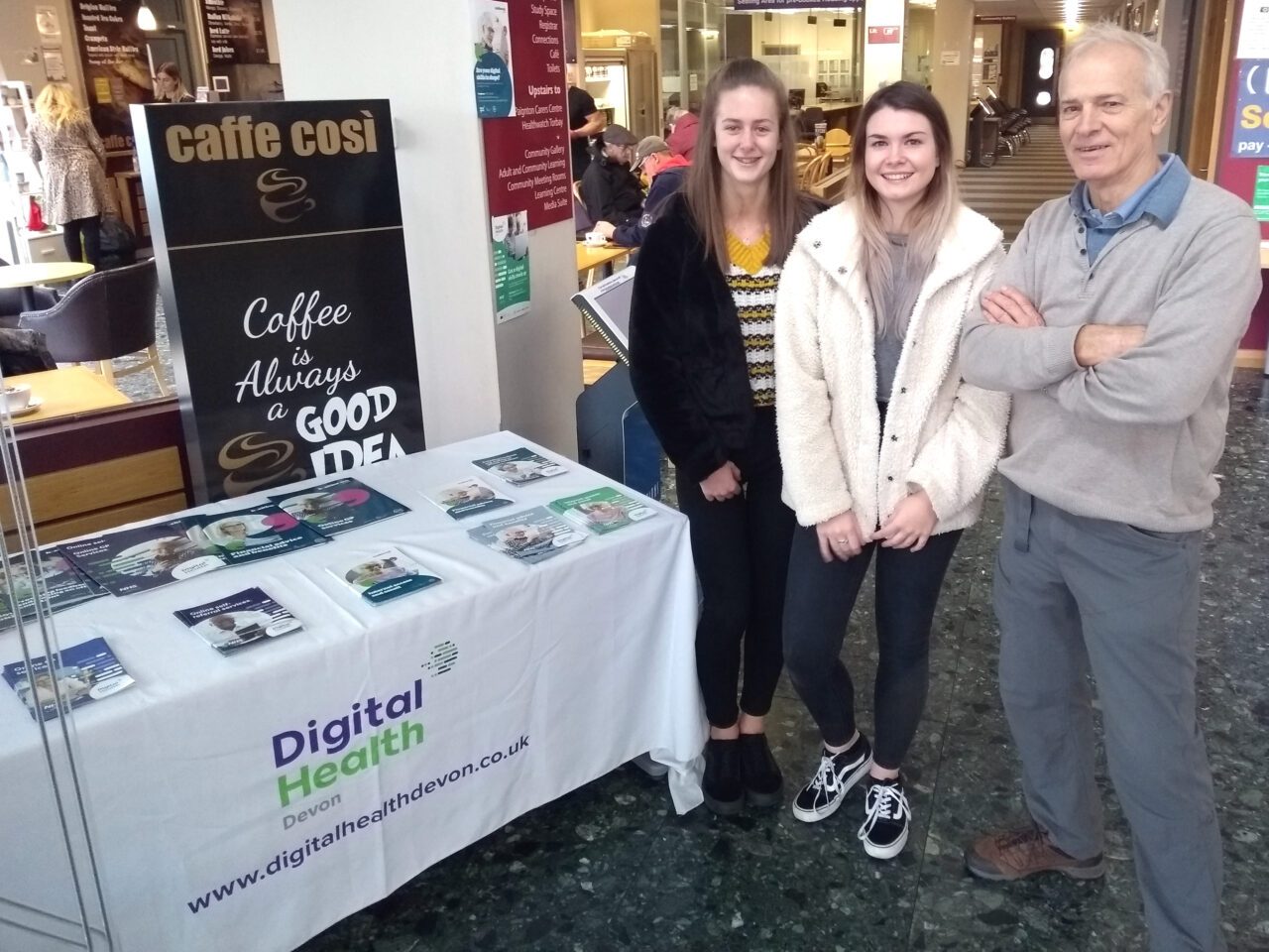 Plymouth Uni Nursing Students at a Library Drop in Session